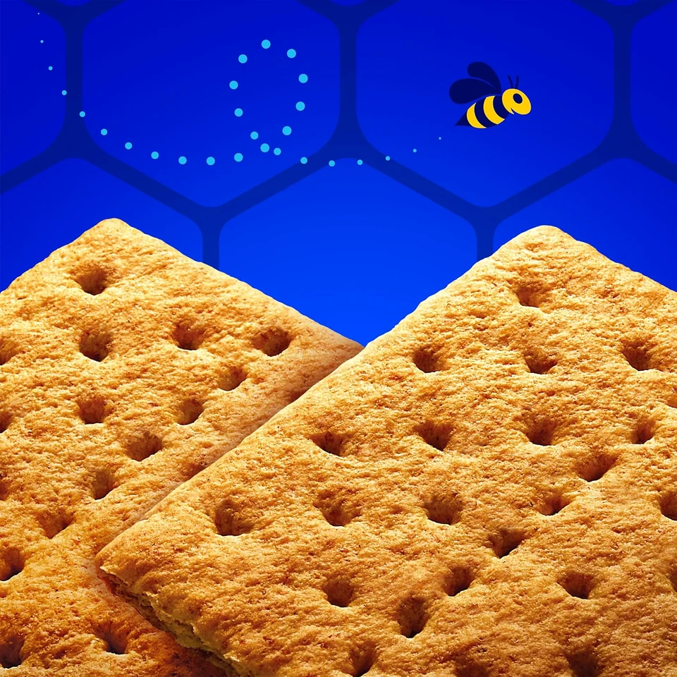 Honey Maid Honey Fresh Stacks, honey graham cracker close-up